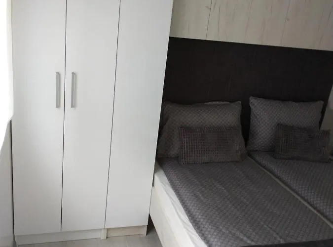 Drevi * לובליאנה